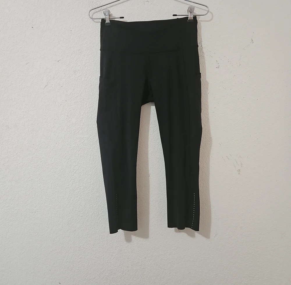 lululemon Athletica Fast and Free High-Rise Crops Size 6